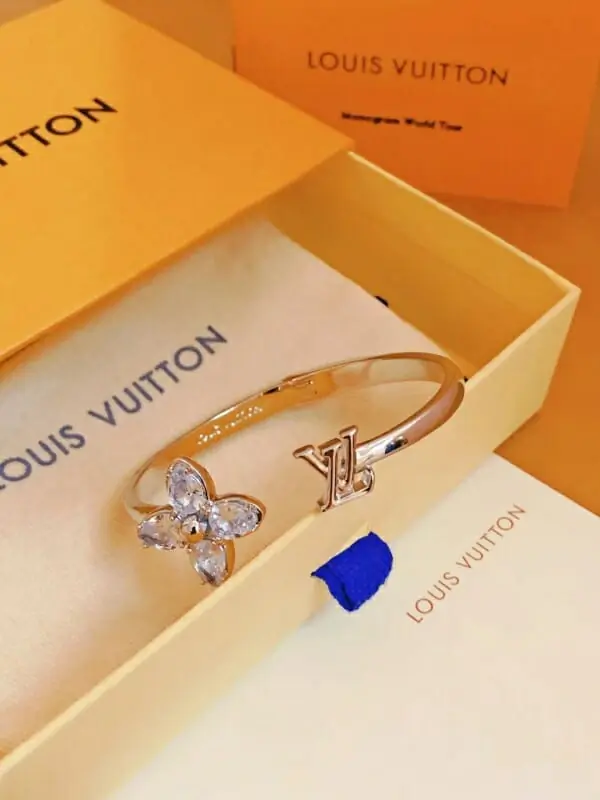 louis vuitton lv bracelets s_12517102